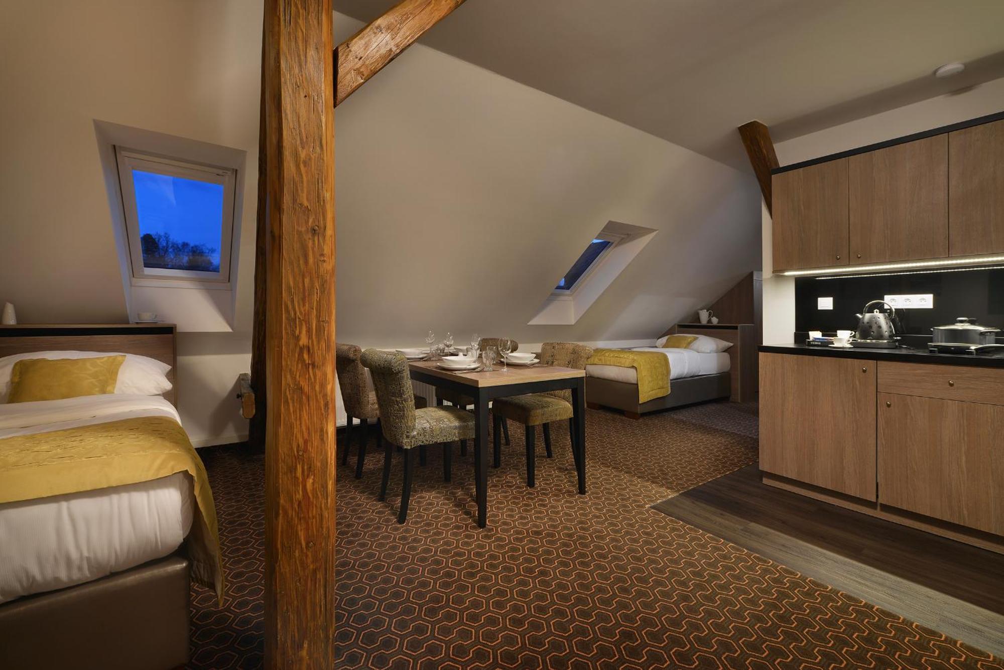 Vysocina Design Apartments Hlinsko Extérieur photo